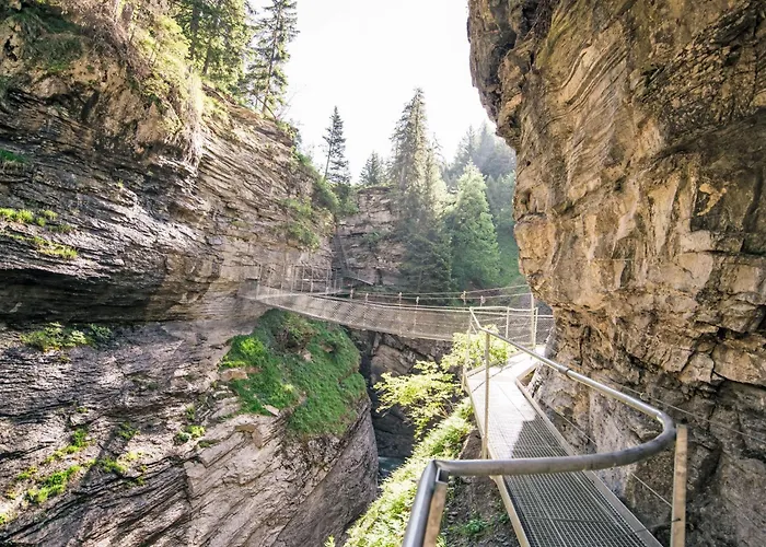 Cristal-10 By Interhome شقة