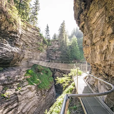 Cristal-10 By Interhome アパート